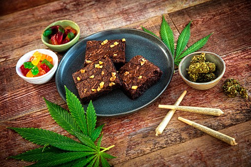 edibili con cannabis